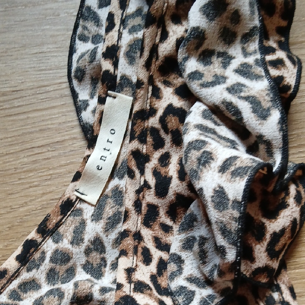 Entro Animal Print Ruffle Shift Dress - Picture 2 of 4